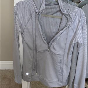 athleta grey/white stripped dot athletic jacket